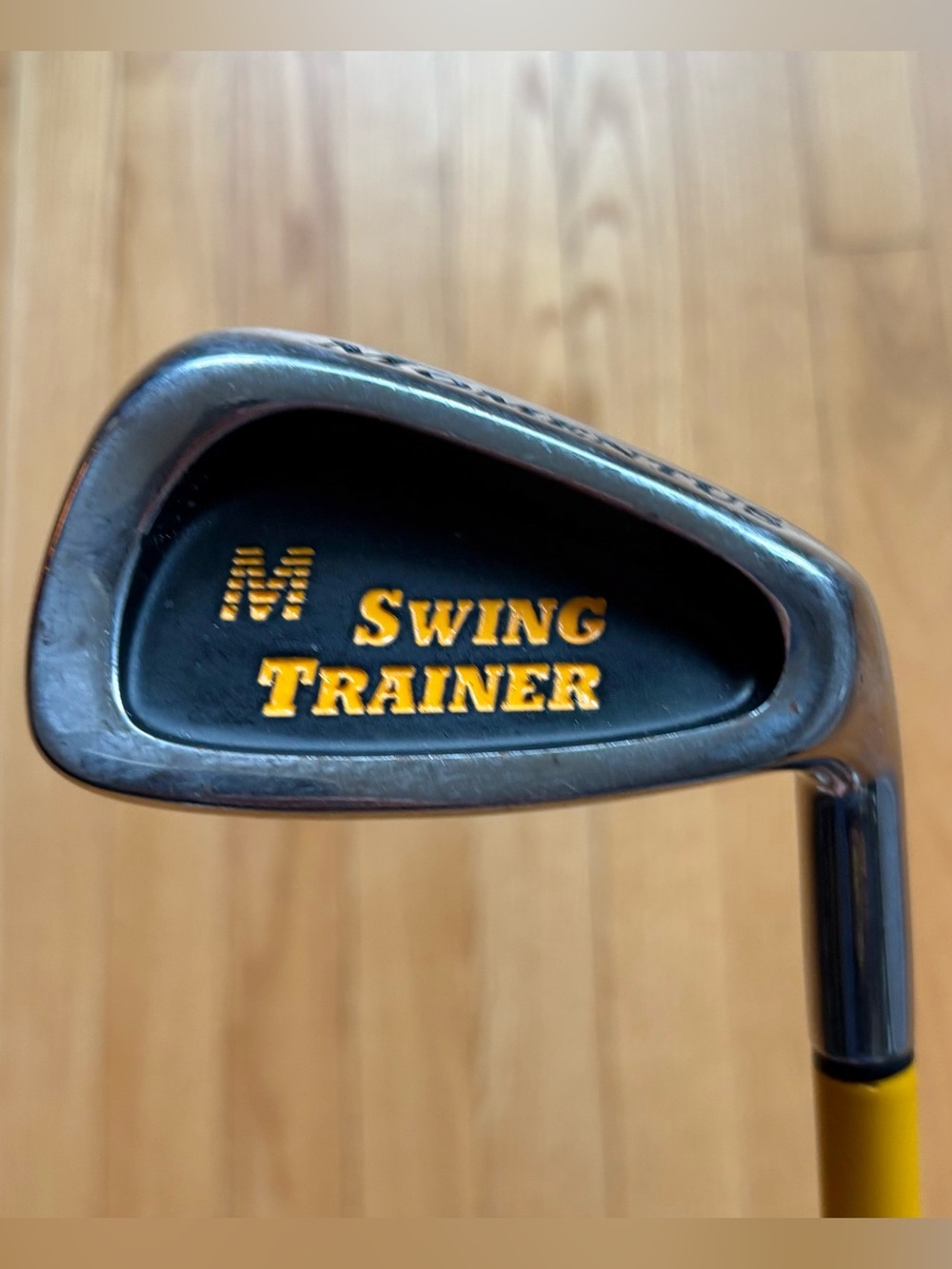 Momentus Swing Trainer Men's 40oz Weighted Golf Club Training Grip Right Hand RH
